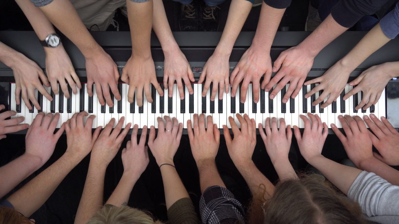 Video still from "Playpoem Verse III", 2019